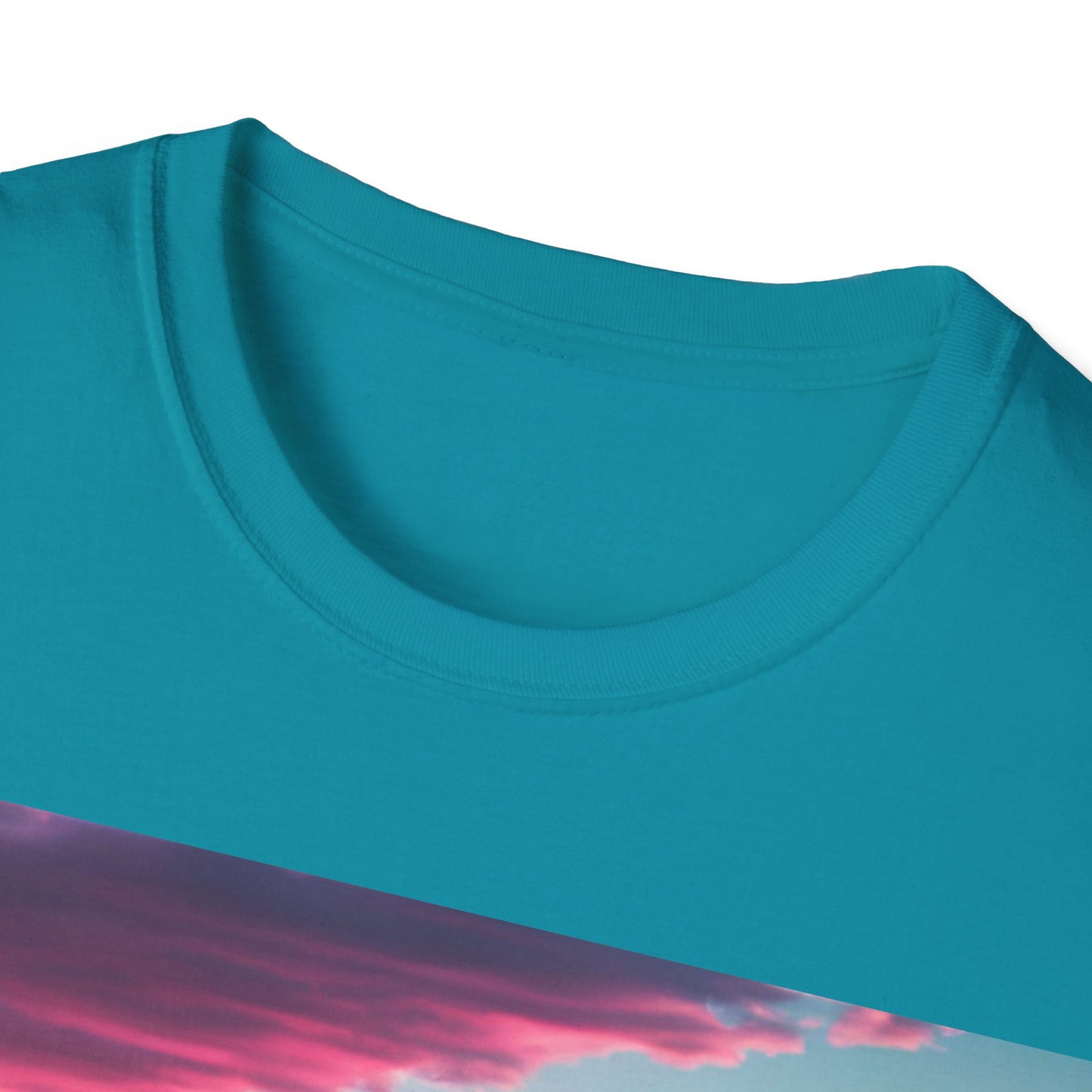Canoe in Canvas Summer - T Shirt