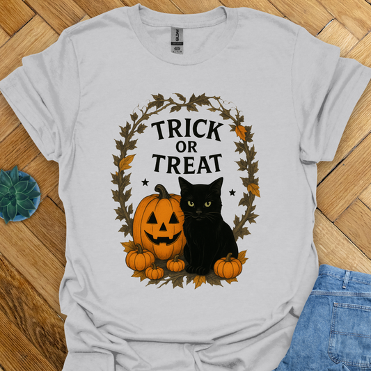 Trick or Treat Halloween  T-Shirt